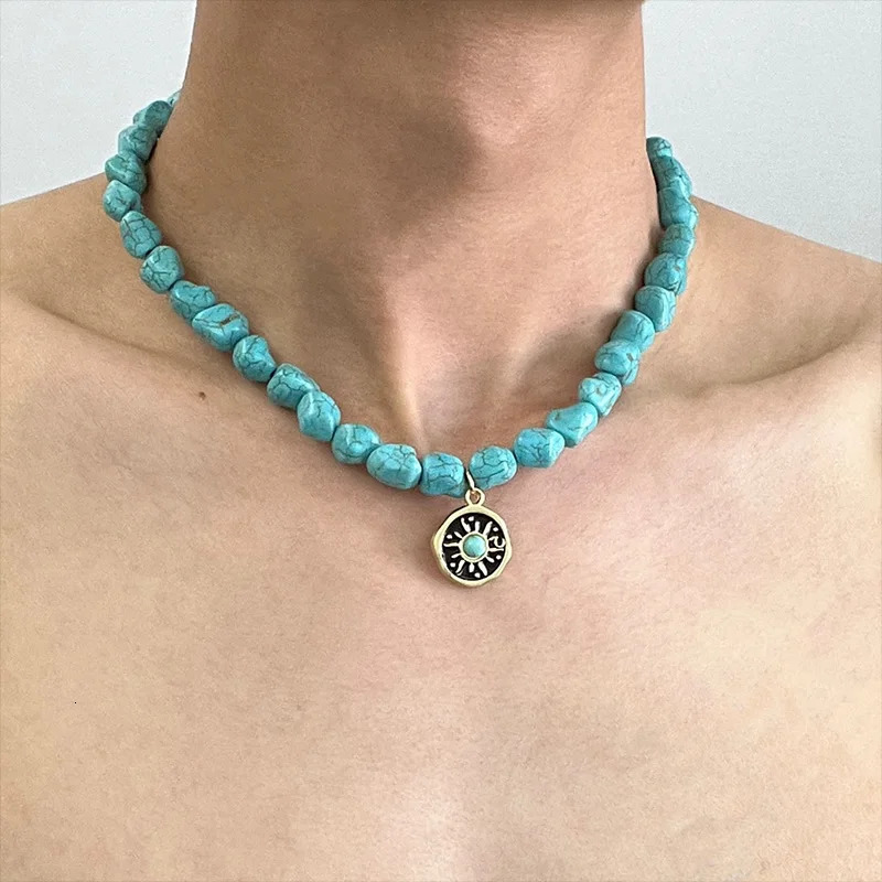 Irregular Natural Stone Beaded Necklaces Sun Pendant Necklace Summer Beach Turquoises Choker for Men Women Jewelry Collares 251224