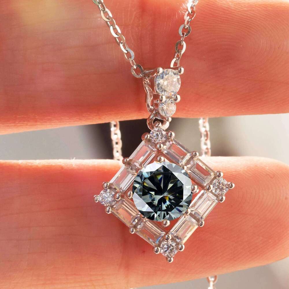 Moissanite Necklace 1ct D Color Round Cut Pendant 18K White Gold Plated Adjustable 925 Sterling Silver Fine Jewelry gift 4a0