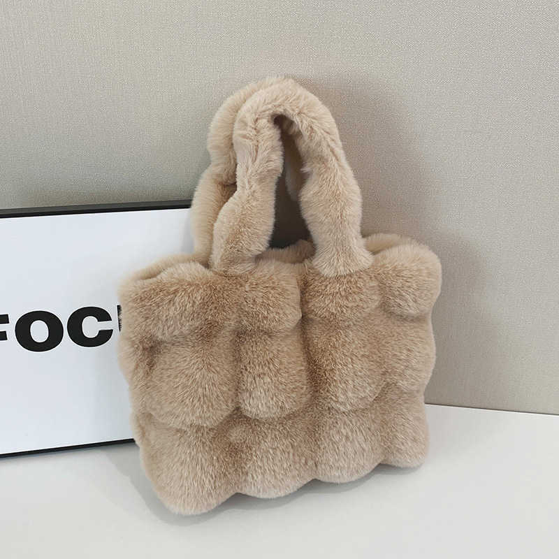 Plush Tote Bag New Fall/Winter Collection Cute Large Capacity Shoulder Bag Furry Bag