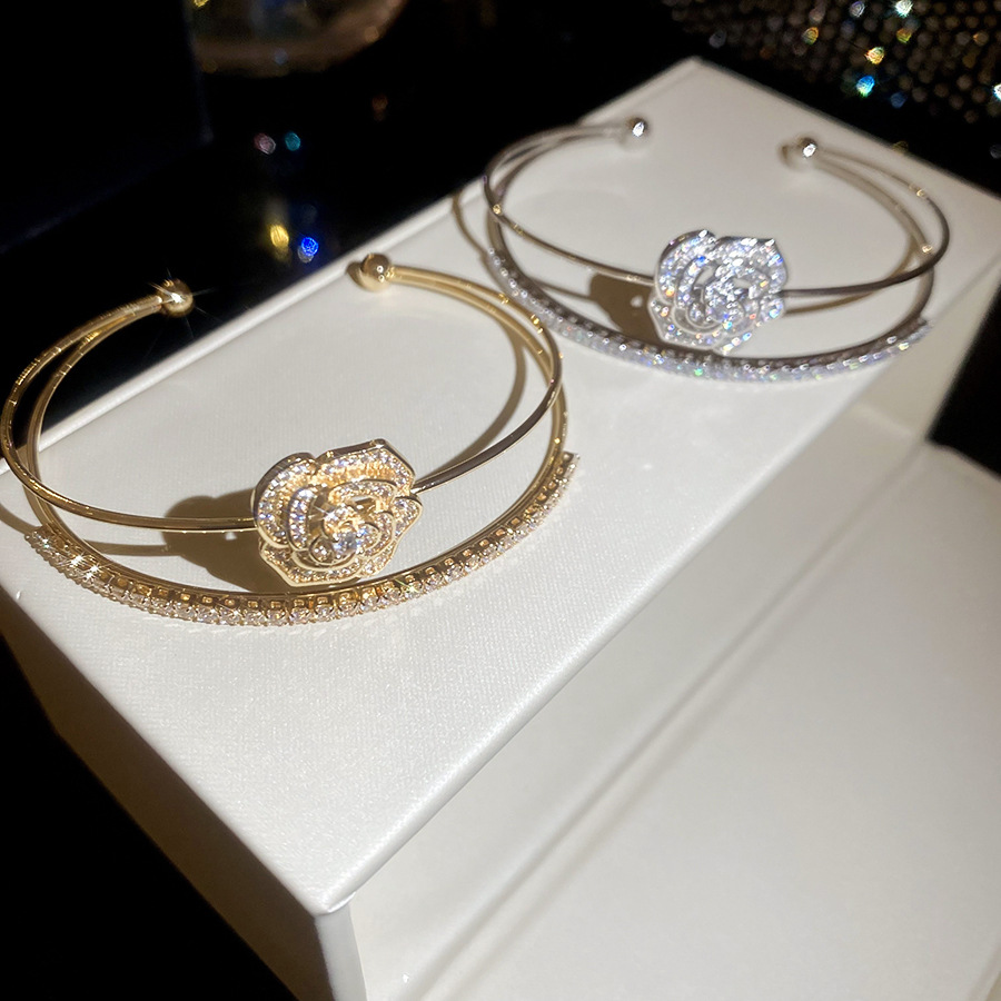European and American Zircon Flower Double-layer Open Exquisite Elegant Light Luxury High-end Bracelet Design Sense Niche Jewelry