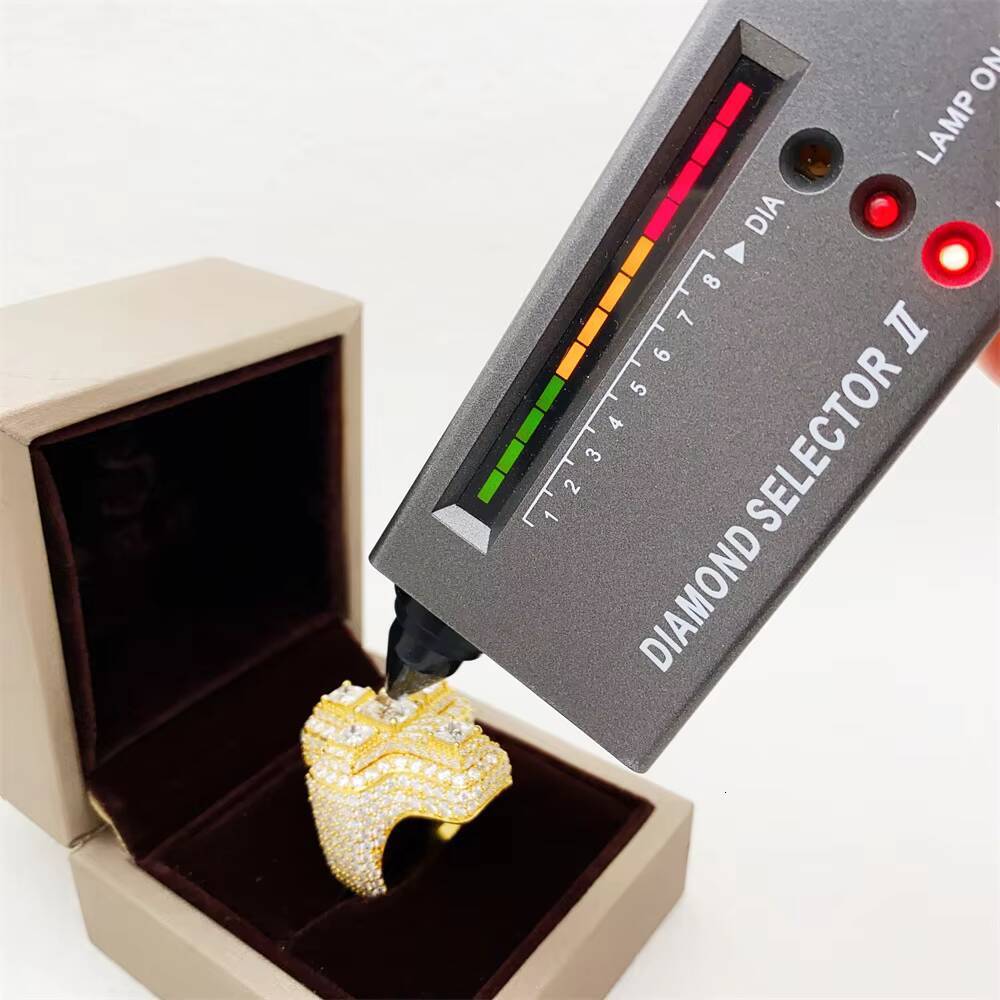 Fashionable New Design Cross Hip Hop Sparkling Moissanite Cross Men Moissanite Cross Ring Moissanite Ring