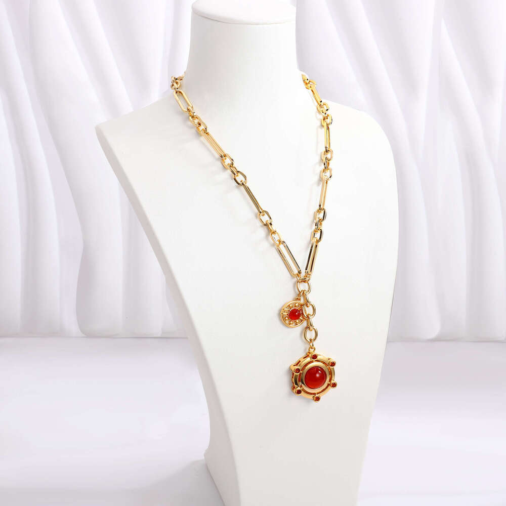 Foreign Trade Personalized Women's Elegant Collarbone Chain Irregular Round Pendant Design Necklace Minimum Order One Piece