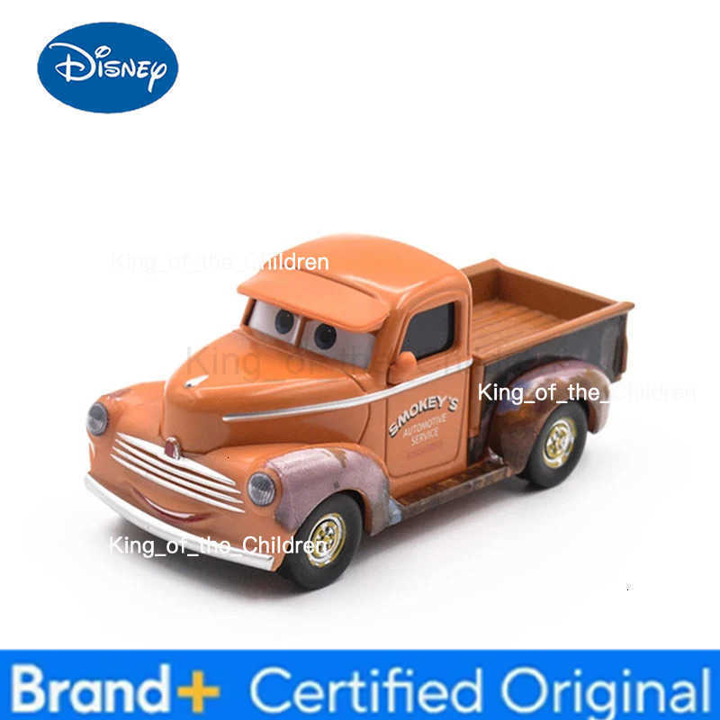 Disney Pixar Cars 3 New Lightning McQueen Jackson Storm Smokey Diecast Metal Car Model Birthday Gift Toy For Children H251229