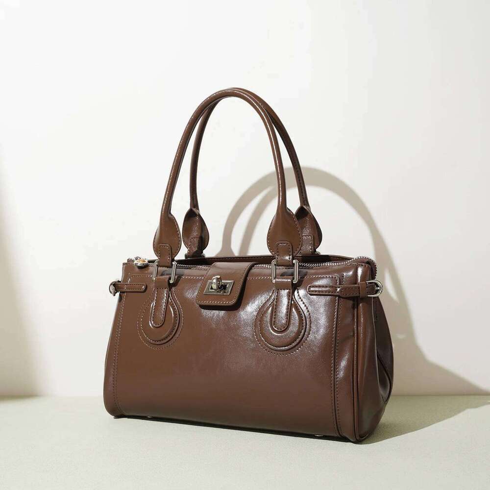 New Fashion Women S Portable Large Capacity Bag Minimalist Crossbody Pack Retro Light Luxury Specially Designed Handbag LEMON KOKO