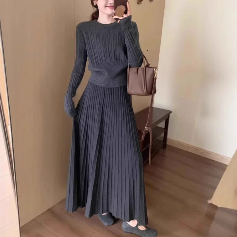 Korean Fashion Solid Color Knitted Sweater Set Elegant Casual Autumn and Winter Knitwear Two-piece Set with Top and Skirt 251219