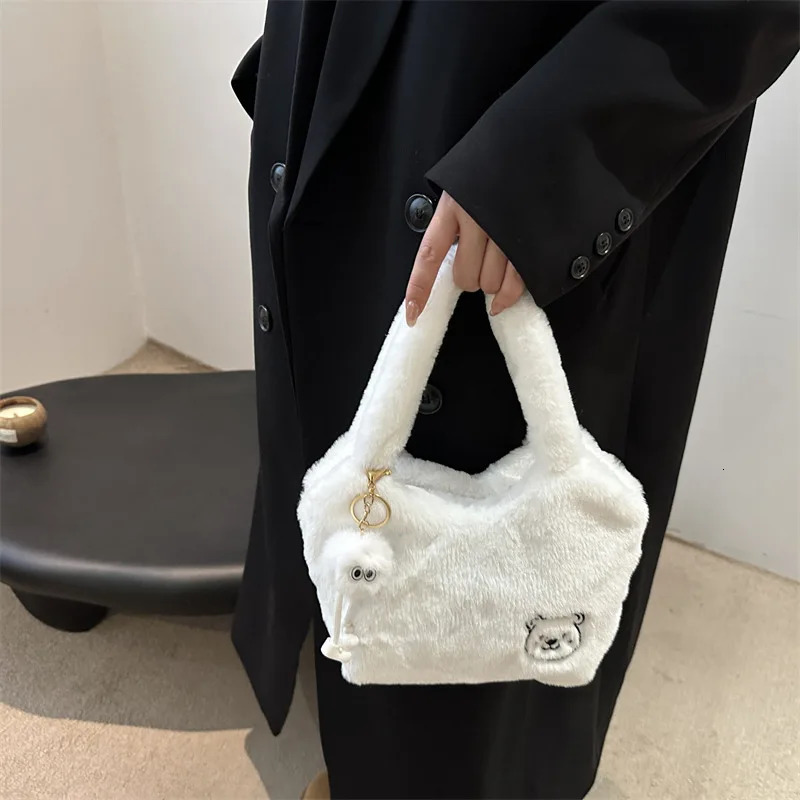 Womens Faux Fur Bag Crossbody Handbag Shoulder Tote Casual Warm Plush HalfMoon Stylish Lady Sac Fourrure 2025 251216