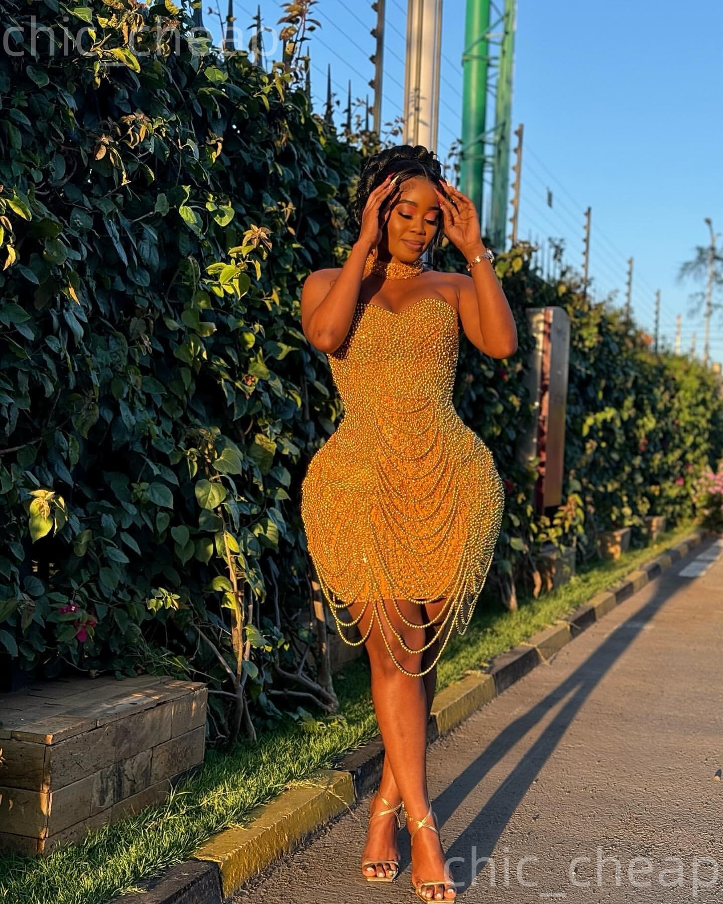 Chic Gold Sheath 2026 Cocktail Dress Pearls Beadings Luxurious Short Mini Graduation Homecoming Dresses For Special Occasions Sweetheart Gowns