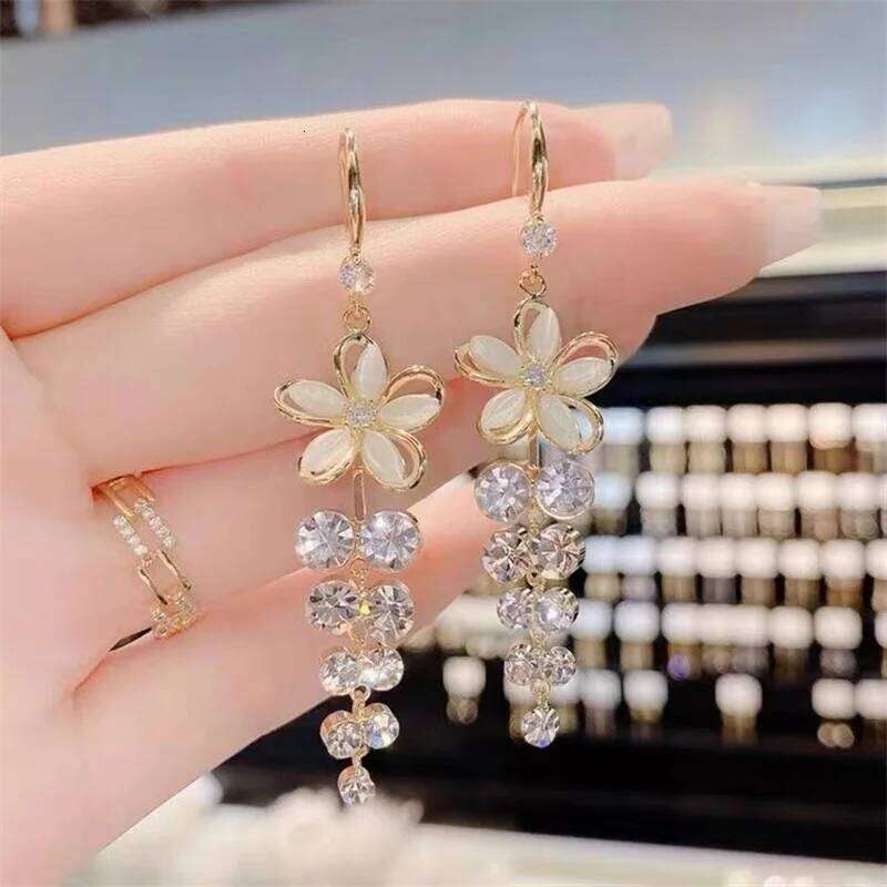 Luxury Crystal Flower Tassel Drop for Women Shiny Zircon Opal Long Dangle Earrings Girls Party Wedding Jewelry Gift C251227