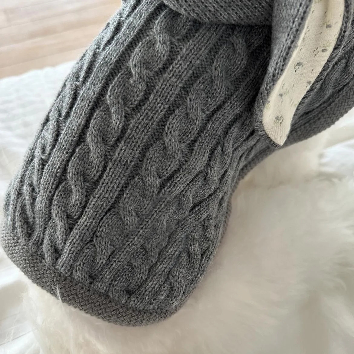 Ins Winter Dog Clothes Warm Pet Dog Sweaters Puppy Knit Pullovers for Cat Dog Clothes Pet Outfits 251219