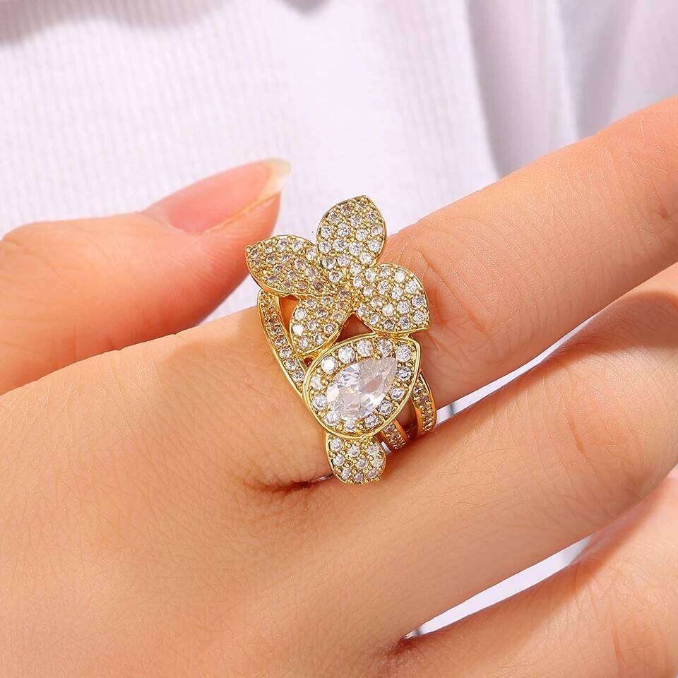 ZAKOL Exquisite Micro-intact Zircon Leaf Flower Open Ring Women Gold/Silver Color Metal Fashion Jewelry for Party Daily Wear