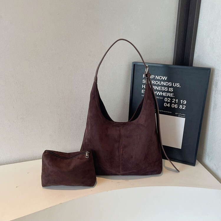 Cross border hot selling large capacity shoulder bag, new retro luxury handbag, commuting mother and daughter bag, crossbody bag