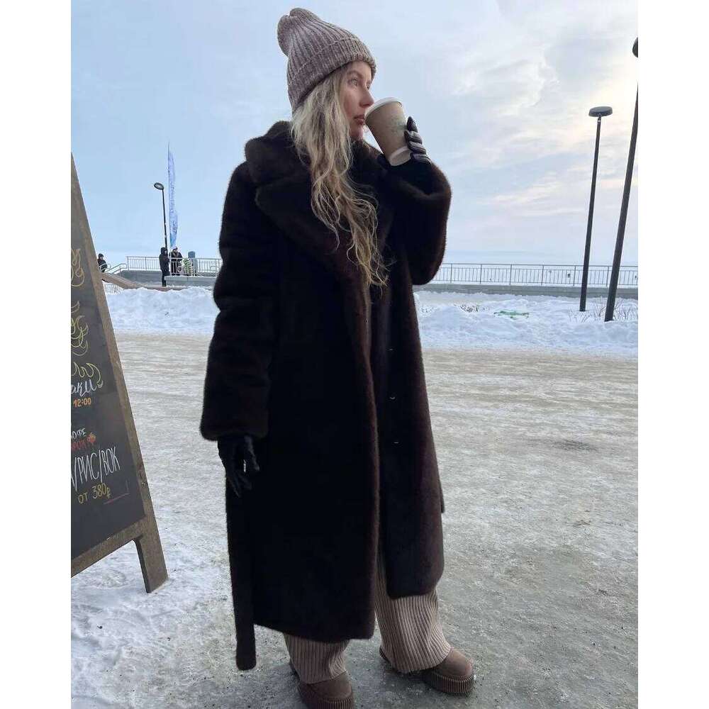Brown Vintage Premium Faux Maxi Coat With Belt Stunning Mob Wife Parka Outwear Mink Fur Cozy Winter Warm Outfit Inspiration