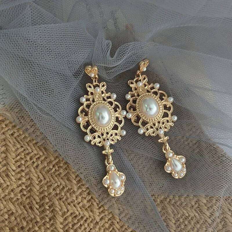 Vintage Palace Golden Pearl Hanging For Women Wedding Baroque Bohemia Fine Drop Earrings Female Elegant Jewelry Gift C251227