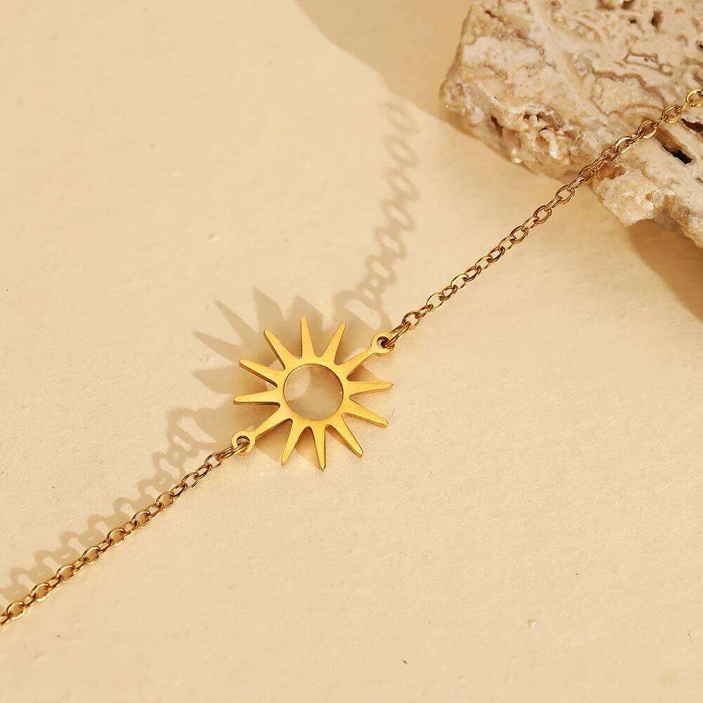 2025 New Stainless Steel Sun Charm Minimalist Gold Color Bracelet for Women Fashion Gift Jewelry 25H1229