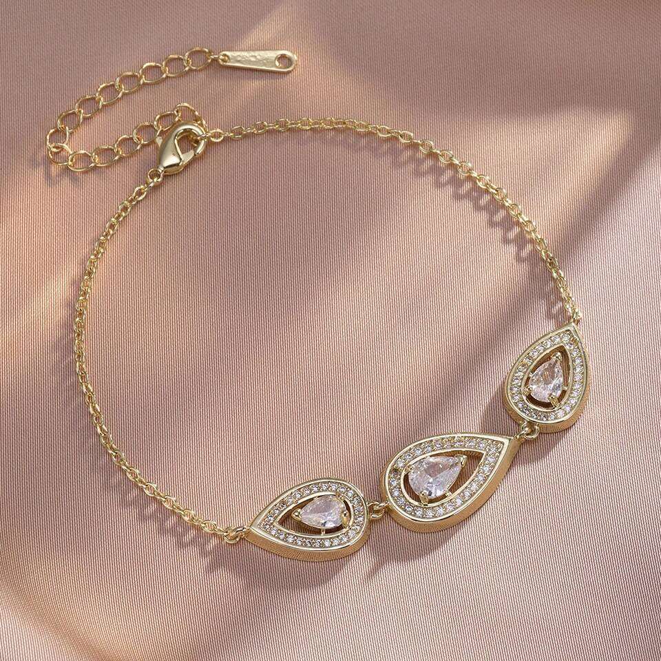 ZAKOL Luxury Three Pear-shaped Water Drop Shiny Zircon Charm Bracelet for Women Female Exquisite Jewelry Gift