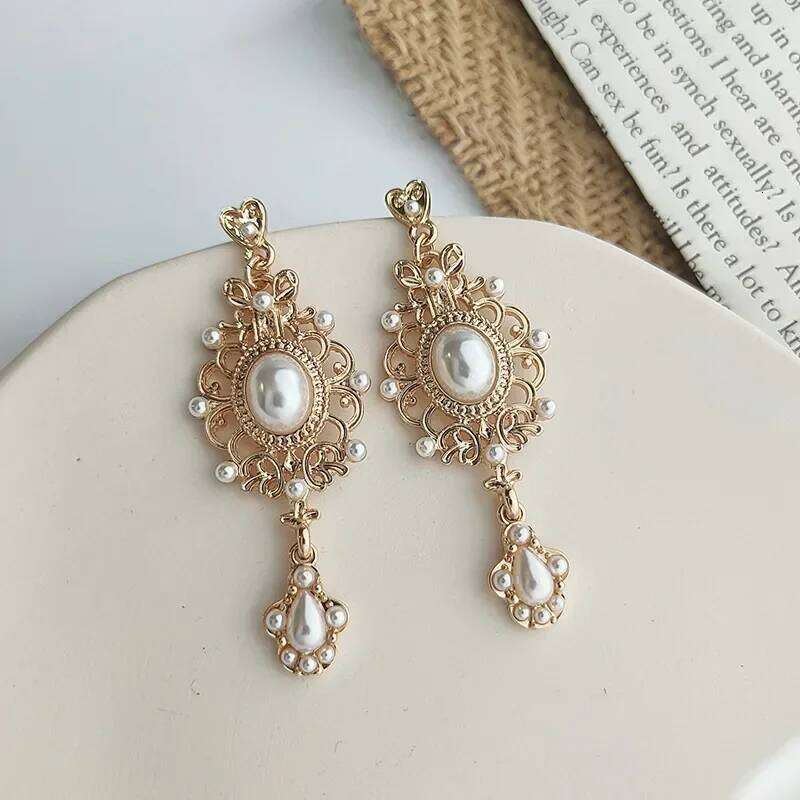 Vintage Palace Golden Pearl Hanging For Women Wedding Baroque Bohemia Fine Drop Earrings Female Elegant Jewelry Gift C251227