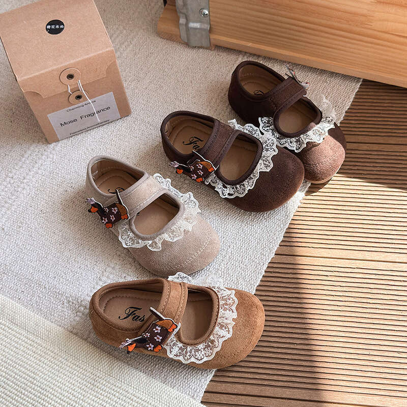 INS French Style Small Leather 2025 Spring and Autumn New Korean Version Girls' Lace Trim Princess Shoes Soft Sole Loafers