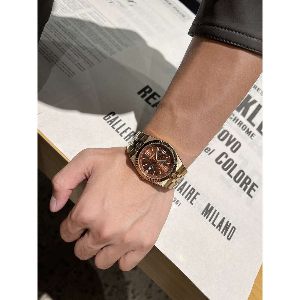 2026 New Style Brand Watch Honeycomb Dial Luminous Ultra-Thin Design Wristwatch