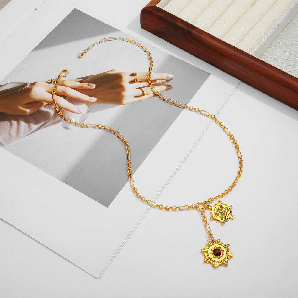 Cross-Border Fashion Jewelry Sun Tiger Eye Stone Necklace for Women Geometric Alloy Heart Tassel Collarbone Chain