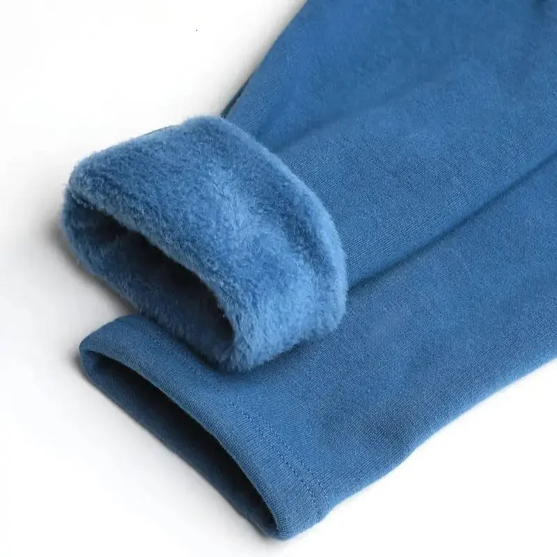 Autumn and winter mens thick fleece round neck tight youth cotton sweater autumn protective underwear single base sh 251225