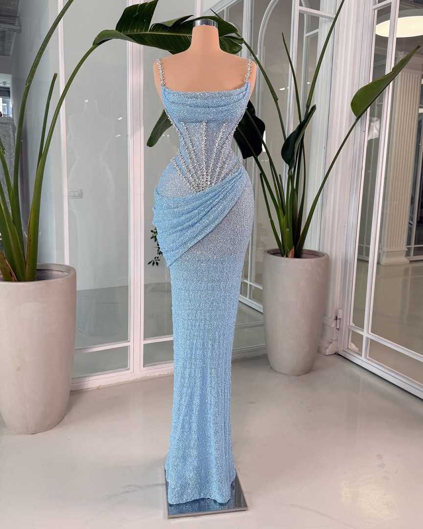 Gorgeous Spaghetti Straps Prom Dresses Elegant Sleeveless Crystal Evening Dress Floor Length Sequined Party Gown Customized