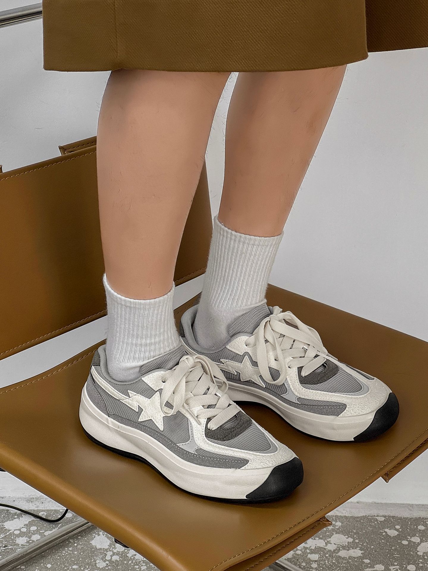 2026 New Design Mens Fashion Breathable Youth Trend Thick Sole Sneakers Versatile Retro Low Top Casual Shoes Free Shipping