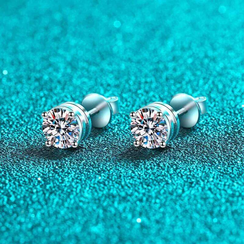 18K gold inlaid diamond earrings, women's style simple four claw screw PT950 platinum moissanite fashionable earrings 59e
