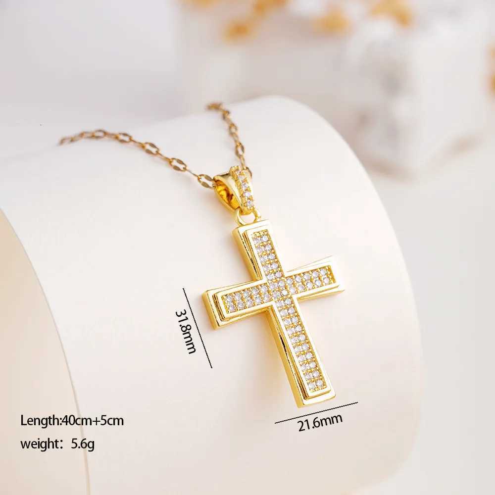 Fashion Luxury Shiny Zircon Cross Pendant Necklace for Women Men Stainless Steel Chain Classic Cool Cross Jewelry Gifts Y251227