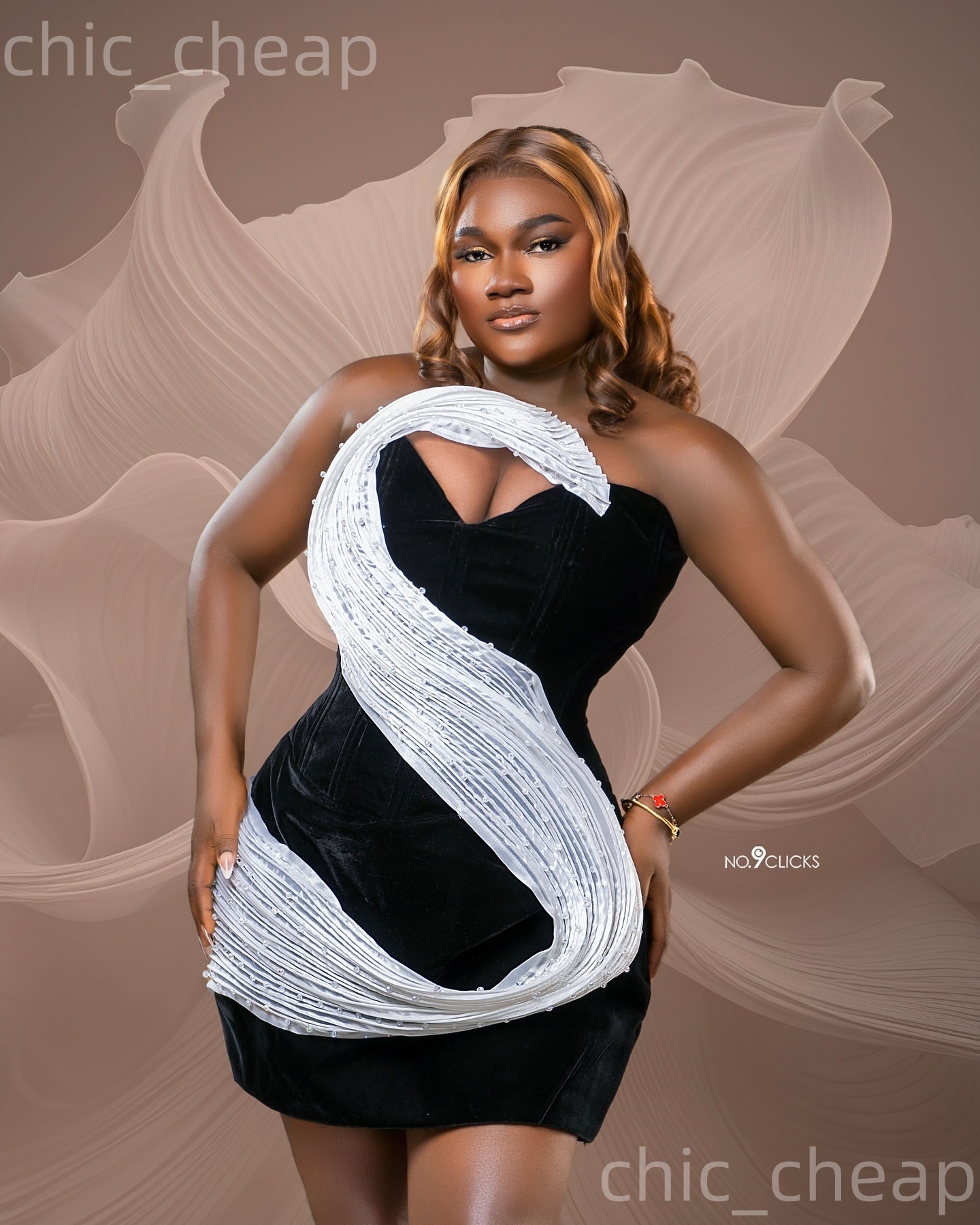 Chic Black Sheath 2026 Cocktail Dress Sweetheart Beaded Velvet Short Mini Graduation Homecoming Dresses For Special Occasions Sweetheart Gowns