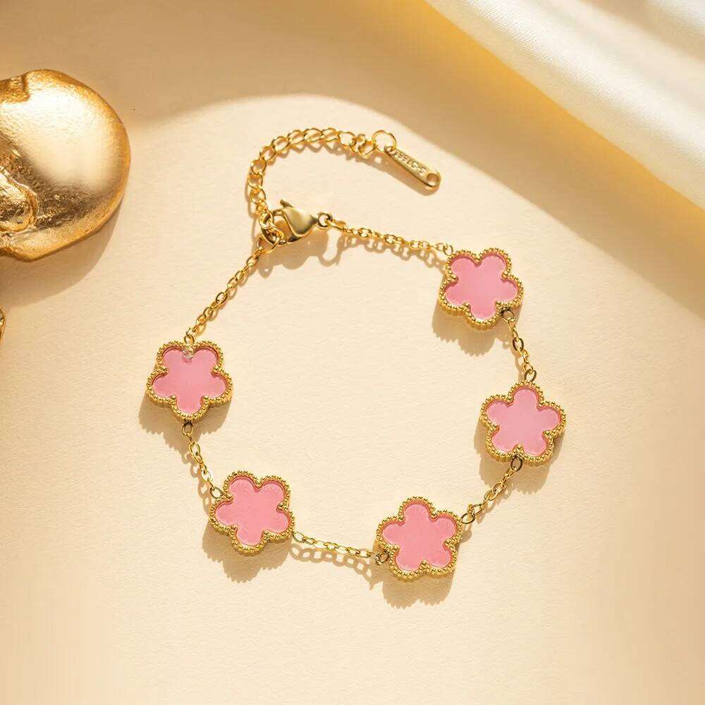 18k Gold Plated Titanium Steel Bracelet Five-Leaf Clover Flower Design Luxury High-End Fashion Fadeless Adjustable Jewelry Gift 25H1229