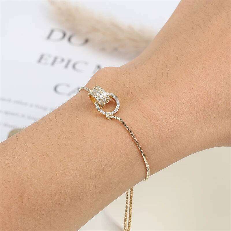 Trendy Circle Interlocked Gold-Color Charm Bangle For Women Men Personally Bracelet Party Girls Exquisite Accessories Jewelry