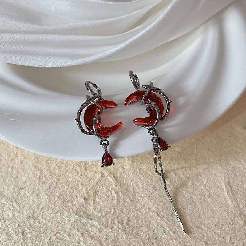LATS Red Moon Gem Asymmetric Dangle Earrings Personality Unisex Hip-Pop Gothic Dark Style Ear Accessories Sweet and Cool Jewelry C251227