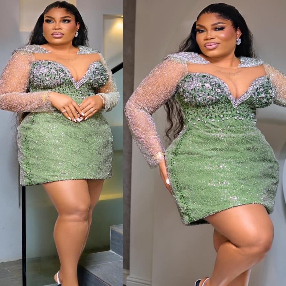 Chic Olive Green Sheath 2026 Cocktail Dress Beaded Crystals Sequined Short Mini Graduation Homecoming Dresses For Special Occasions Sweetheart Gowns