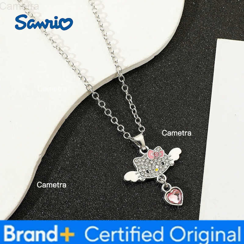 Sanrio Hello Kitty Angel Wings Necklace Kawaii Pink Heart Cat Pendant Clavicle Jewelry for Girls Unique Personality Niche Design H251229