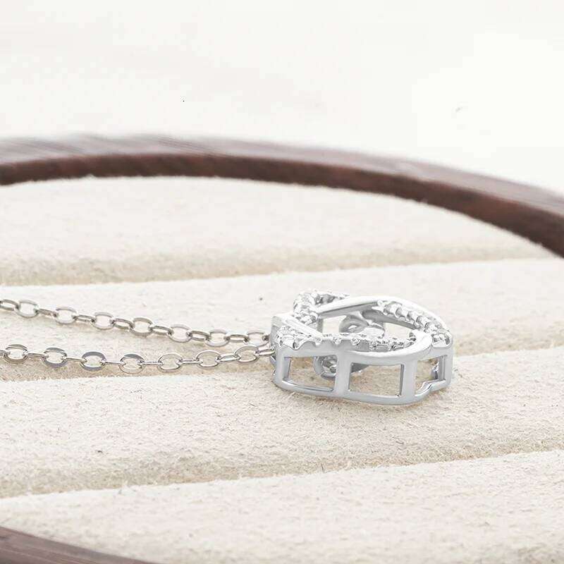 0.5ct GRA Moissanite Necklace for Women Sparkling Simulated Diamond Pendant Beating Heart S925 Silver Fine Jewelry Gift 91d