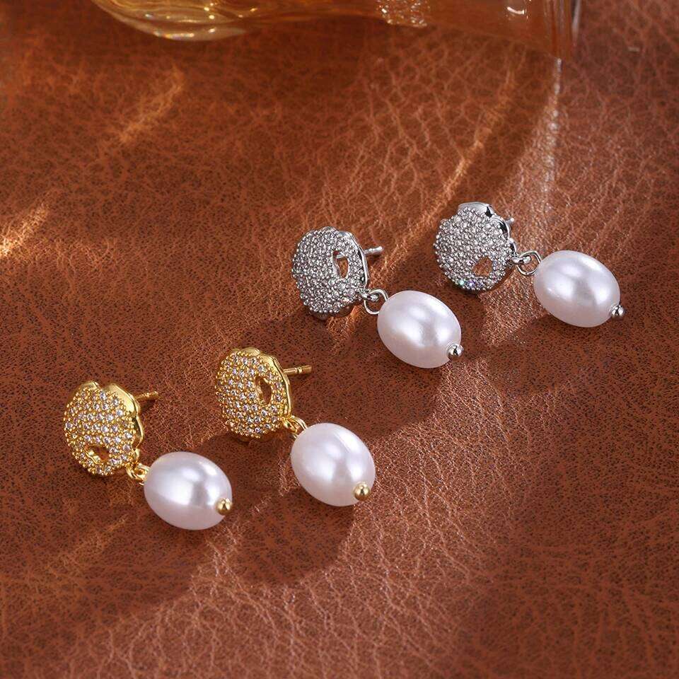ZAKOL Elegant Shiny Zircon Imitation Pearl Dangle Earrings for Women Simple Light Bride's Earring Wedding Party Jewelry
