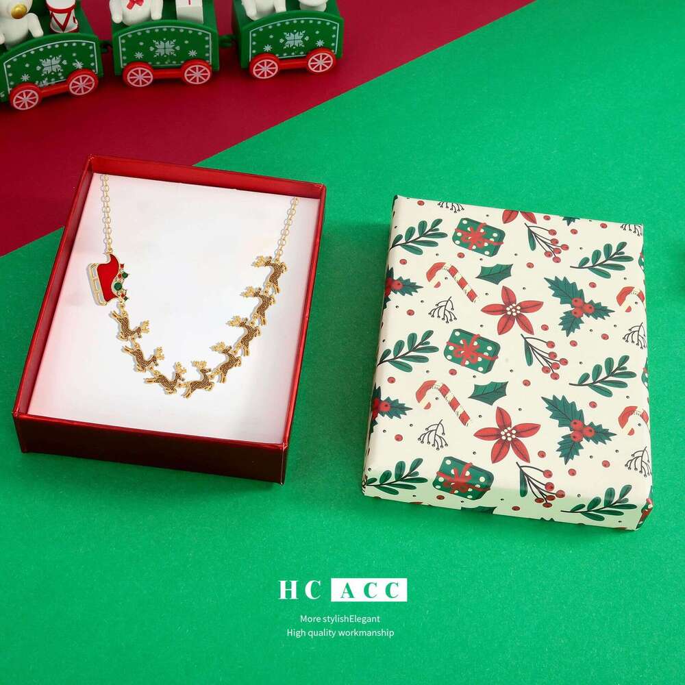 Fashion Christmas Gift Sleigh Reindeer Necklace Exquisite Creative Cartoon Design Sense Collarbone Chain