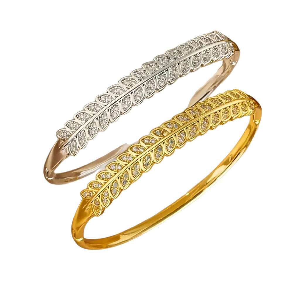 Hot-Selling Full Diamond Flower Bracelet for Women High-End Luxury Copper Gold-Plated Bracelet Versatile Trendy Jewelry Golden luxury bracelet festiva