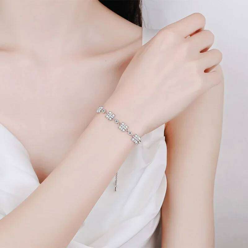2.16 Ct Moissanite S925 Sterling Silver Bracelets for Women Plated Pt950 Cross Flowers Adjustable Lover's Gift Jewelry 25H1229