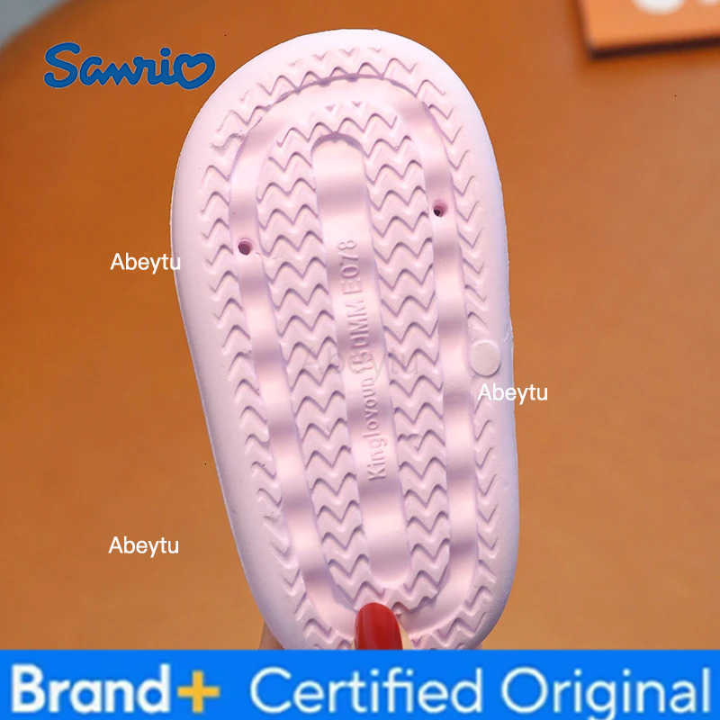 Sanrio Kuromi Childrens Slippers Cute Cartoon Girls Baby Shoes Children Non-slip Slippers Parent-Child Sandals Slippers Summer H251230