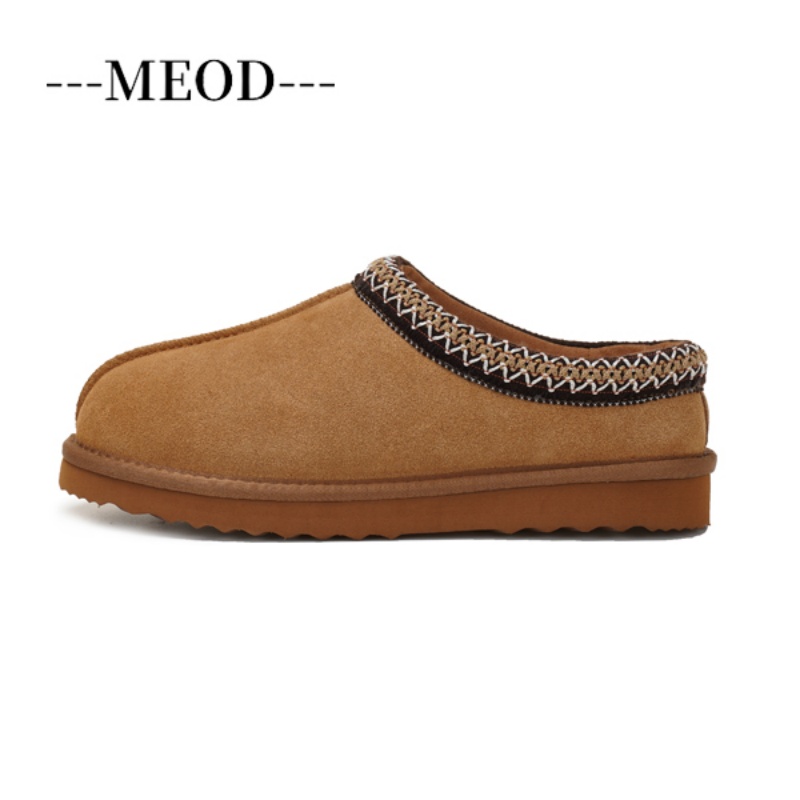 2026 Women s Big size Outdoor Snow Boots Indoor Warm Slippers Luxurious Fashionable And Individual Waterproof Chestnut Wool Sliders Fluffy Leather Wit