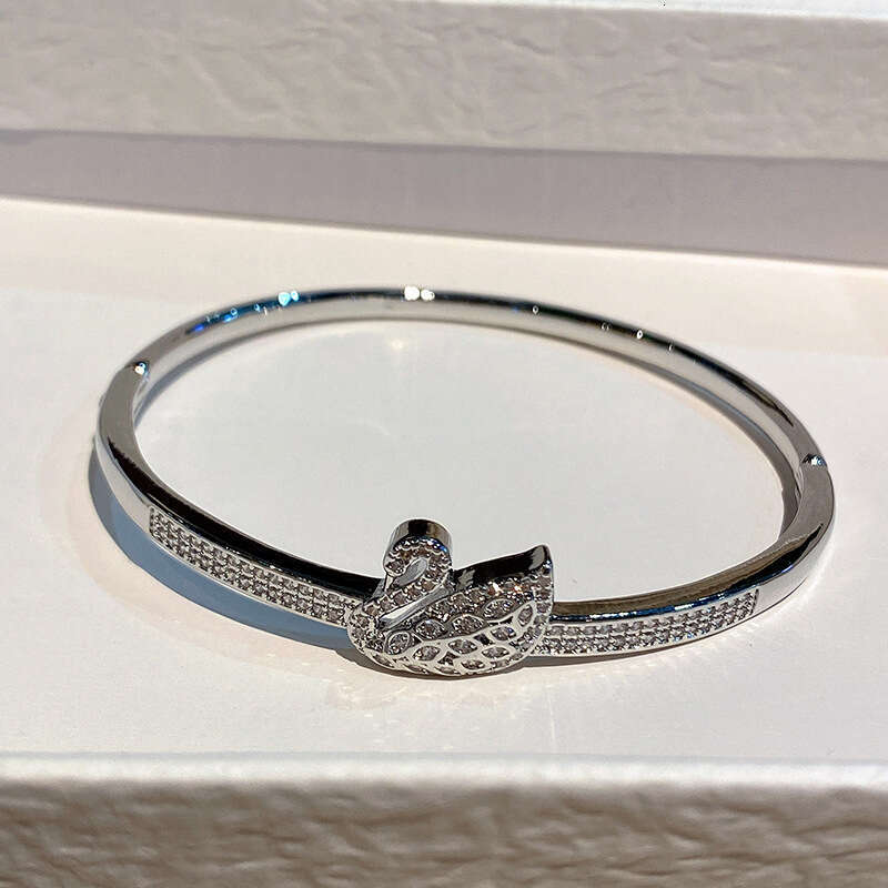 Swan-shaped Bracelet Bracelet Luxe Pearl-set Women's Bracelet Luxury Versatile Jewelry