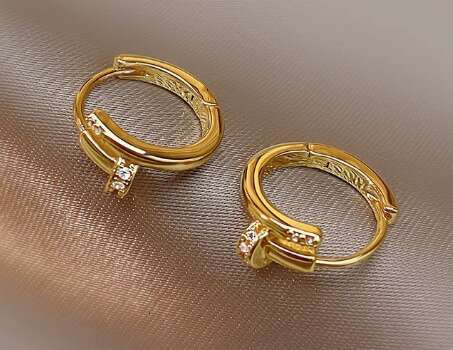 Designer Earring Silver Nail Layered Studs Earrings Design Super Shiny Versatile For Women High End Simple Non Tarnish Lightweight Earring Jewelry Gif