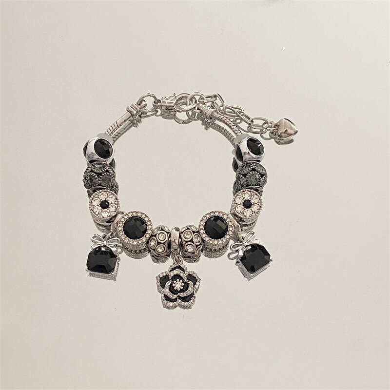 Women's Bracelets Inlaid Diamond Pendant Bracelet Light Beaded Jewelry Women's Hot Sale For Daily Wearing
