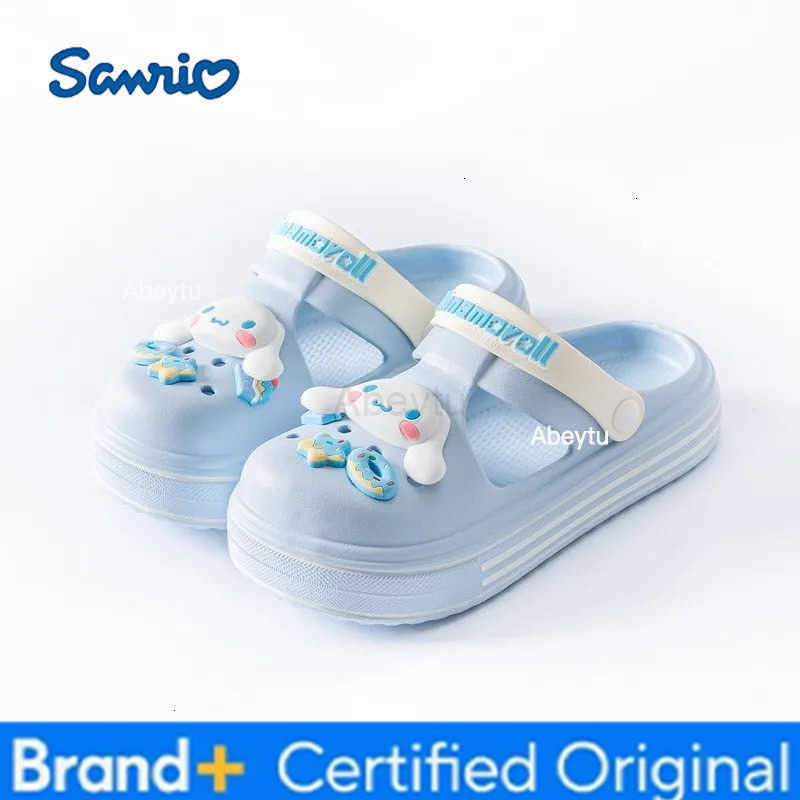 Sanrio Anime New Hello Kitty Cinnamoroll My Melody Cartoon Slippers Summer New Girls Beach Shoes Y2K Fashion Casual Home Shoes H251230