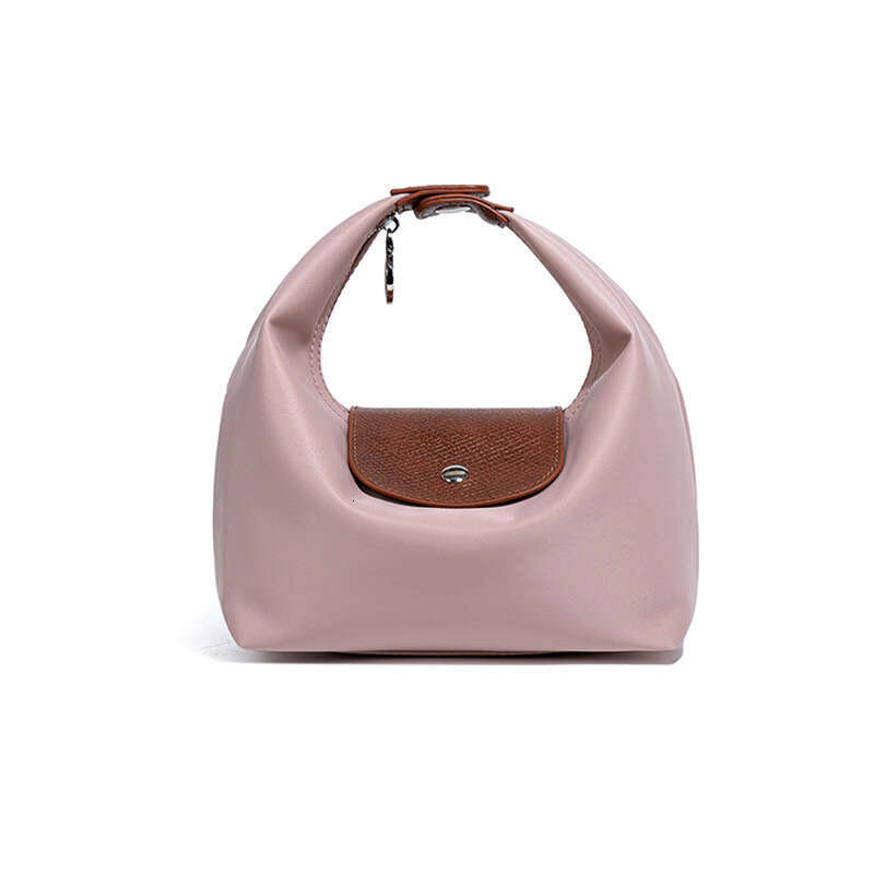 New Waterproof Nylon Lunch Box Niche Design Commuter Handbag Casual Versatile Shoulder Dumpling Bag for Women Vintage Quilted