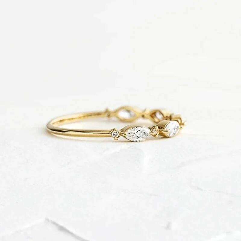 Huitan Elegant Thin Marquise Round CZ Finger Rings for Women Temperament Graceful Accessories Chic Eternal Wedding Band Jewelry