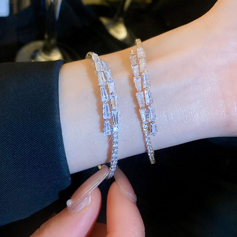 Super Shiny Zircon Light Luxury Round Bracelet Fashion Open Bangle Full Diamond Elegant High-end Feel Women's Wholesale - view 3