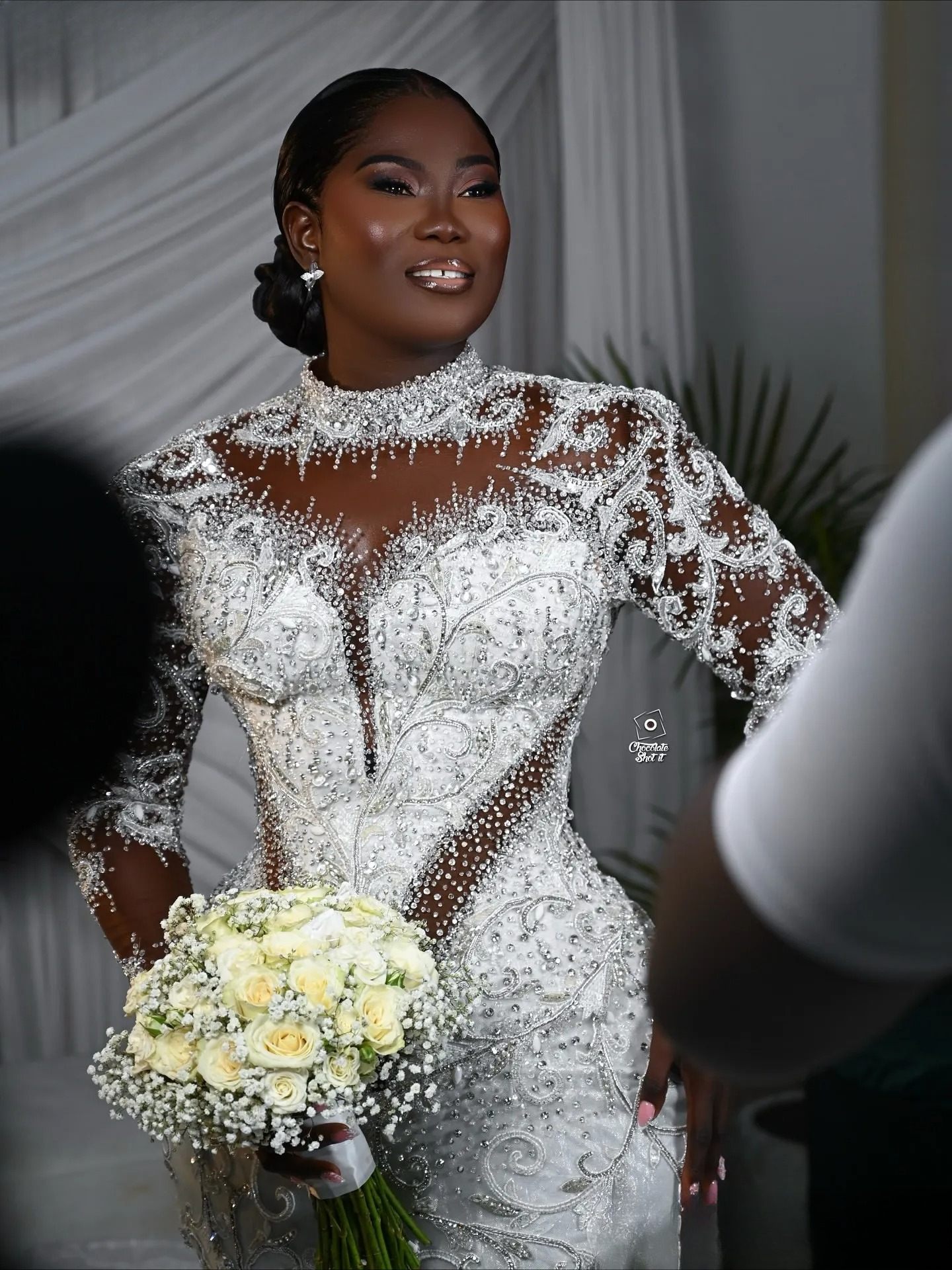 Aso Ebi Plus Size Ivory Mermaid Wedding Dress Lace Beaded Crystals Fulle Sleeves Sheer Neck Bridal Gowns Dresses 1230
