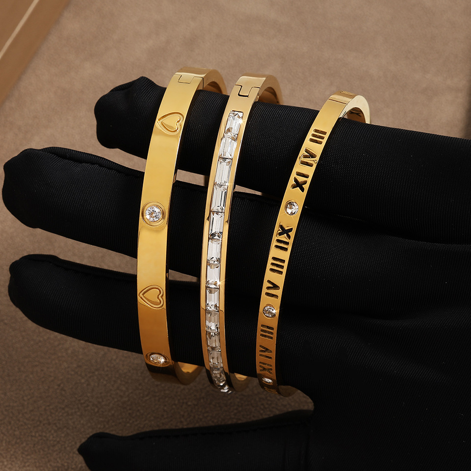 Luxury Brand Designer Jewelry RAKOL European And American Fashion Stainless Steel Heart Bracelet Set Wholesale Women's Light Luxury Bracelet Jewe